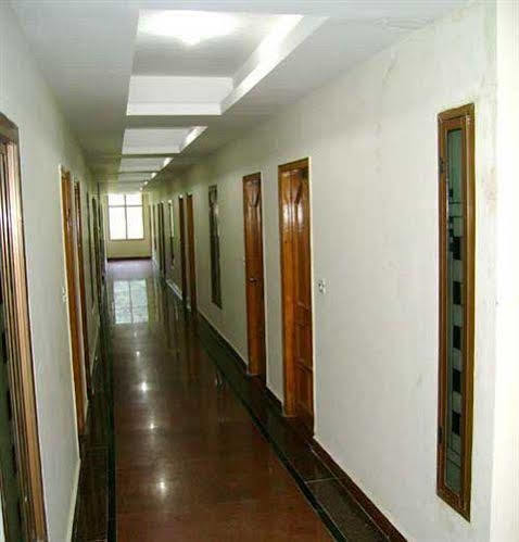 Kalinga Grand Hotel Manāli Exterior foto